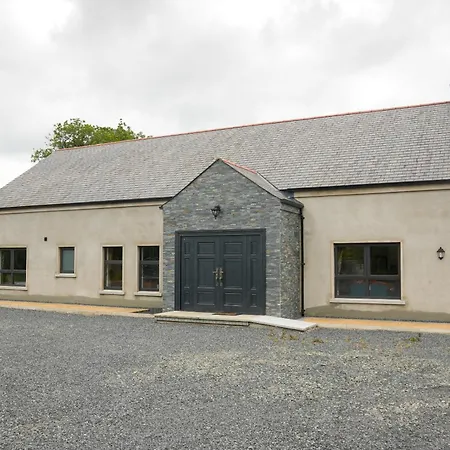 Tullynore Villa Hillsborough Exterior photo